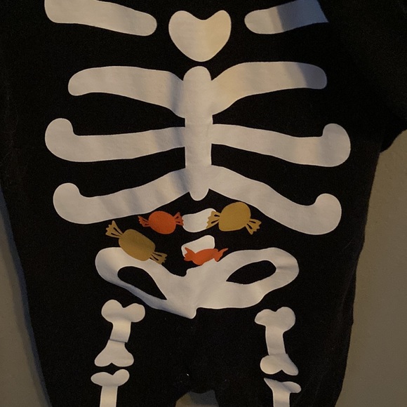 Carters Black 6 month Infants Halloween Skeleton Pajama Set. - Picture 2 of 5